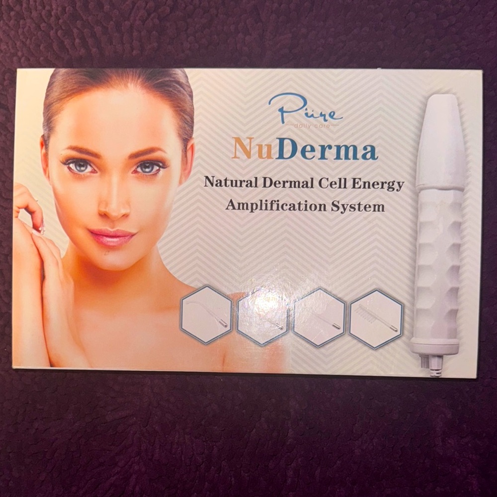 NIB NuDerma Handheld Skin Therapy Wand Machine